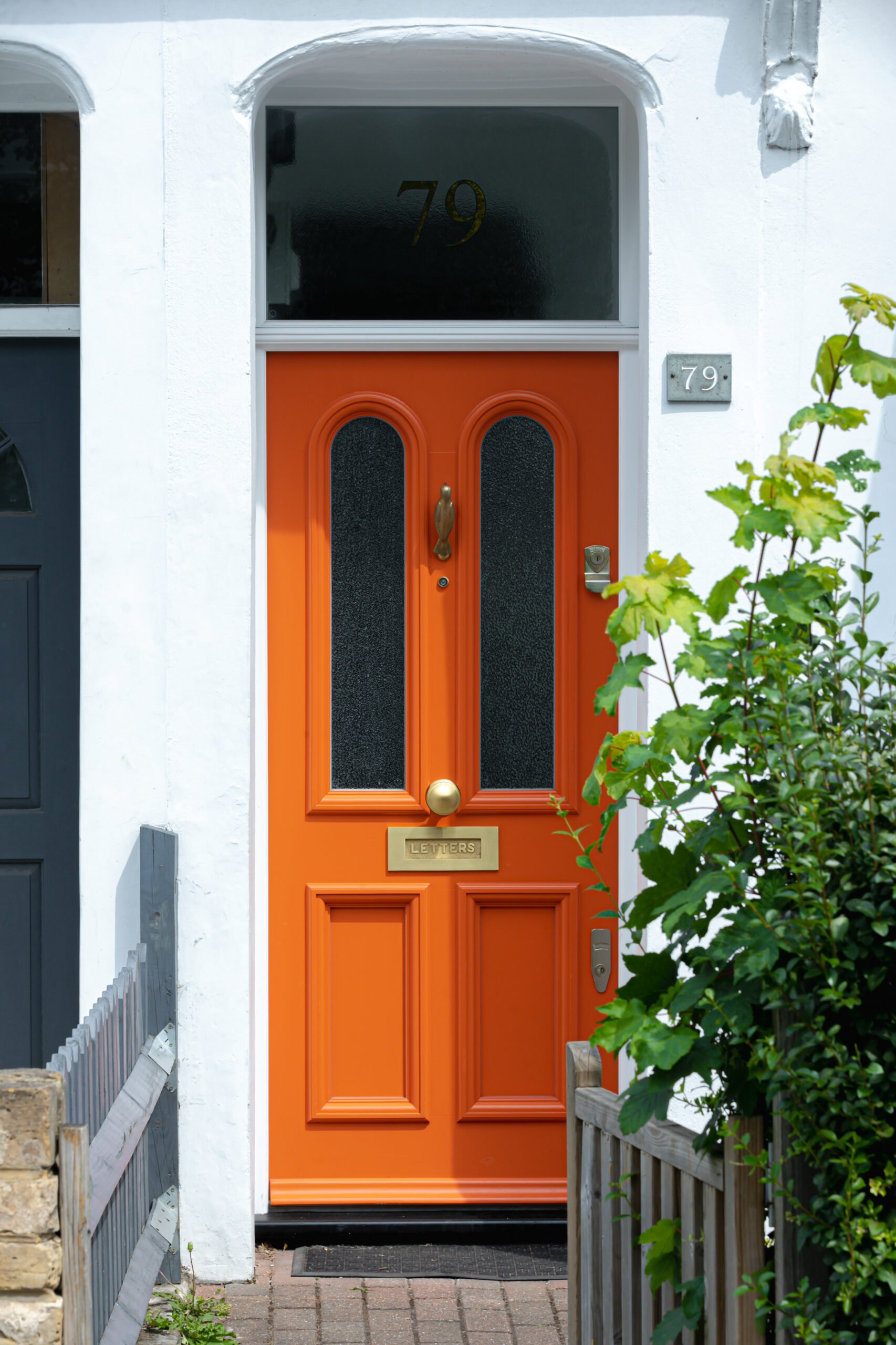 F&B No.268 'Charlotte's Locks'