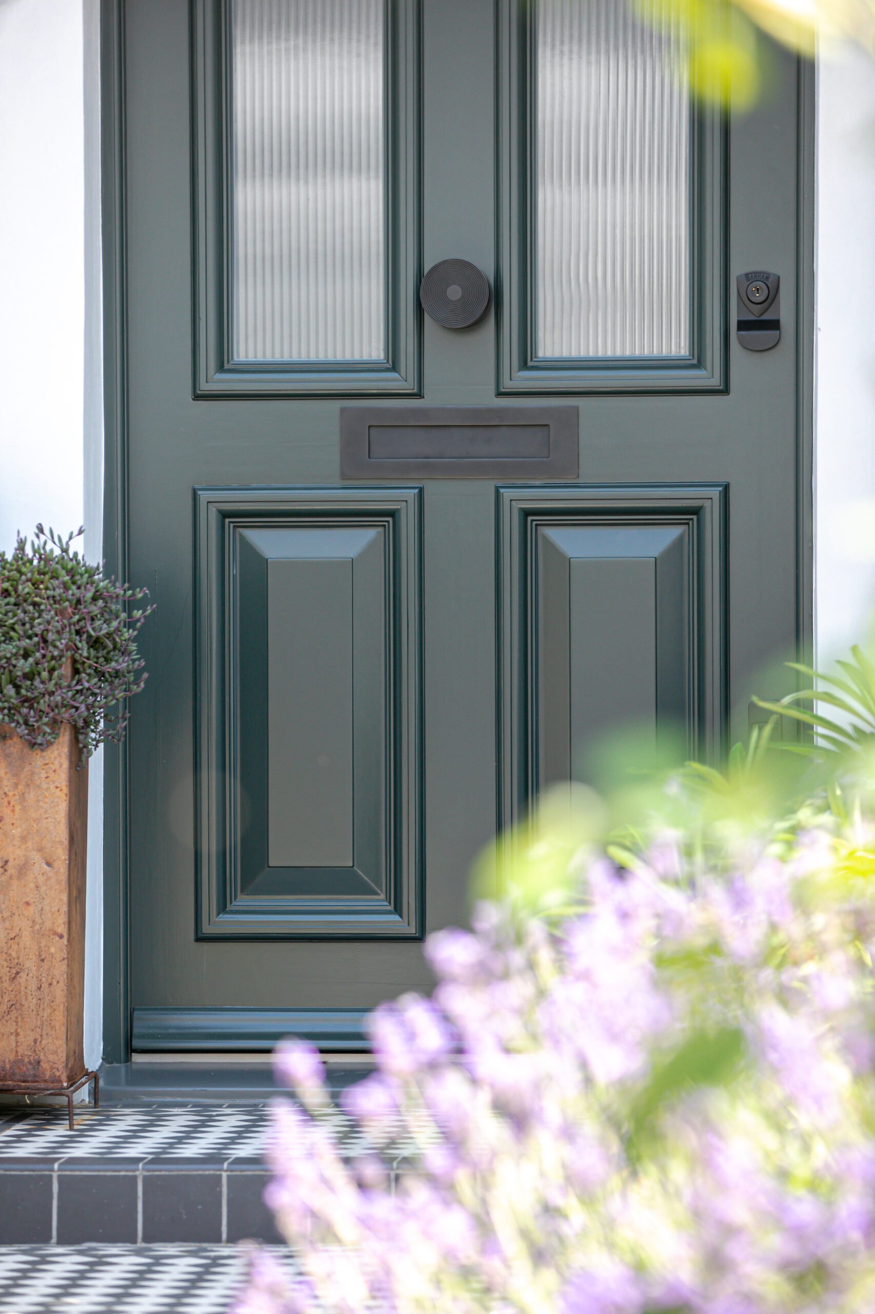 Farrow & Ball No.93 'Studio Green' front door